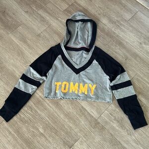 Tommy Hilfiger crop top